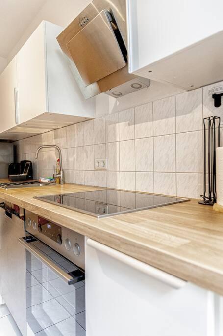 Blue Chili 23 - Modern, Zentral, Mit Balkon Daire Magdeburg Dış mekan fotoğraf